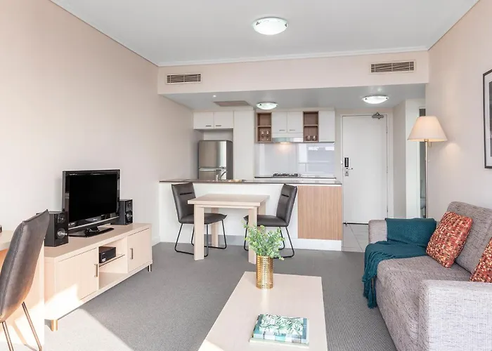 Oaks Brisbane On Charlotte Suites